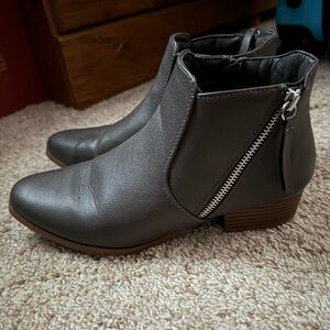 Croft & Barrow women’s boots 8.5